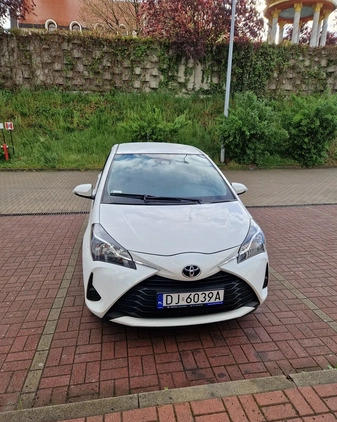 Toyota Yaris cena 41900 przebieg: 42700, rok produkcji 2020 z Zgorzelec małe 16